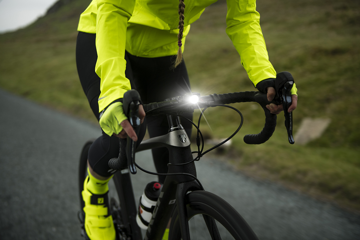 TREK  Ion Pro RTフロントライト1