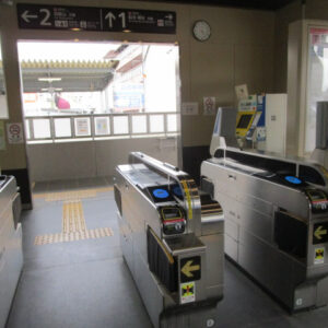 JR 岩出駅