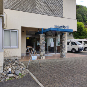 モンベル　五條店